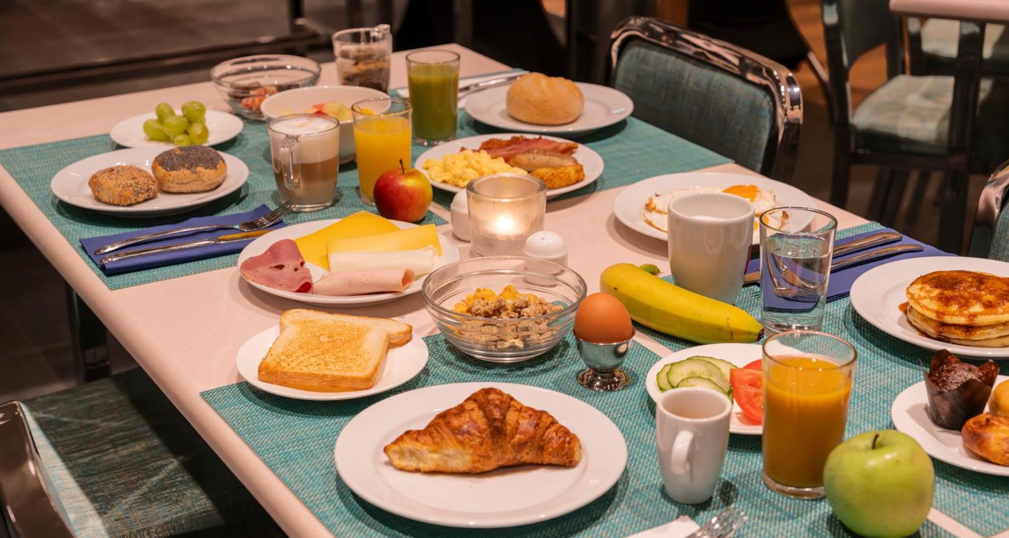 Plaza Premium Grand Winston Hotel Райсвайк Екстериор снимка