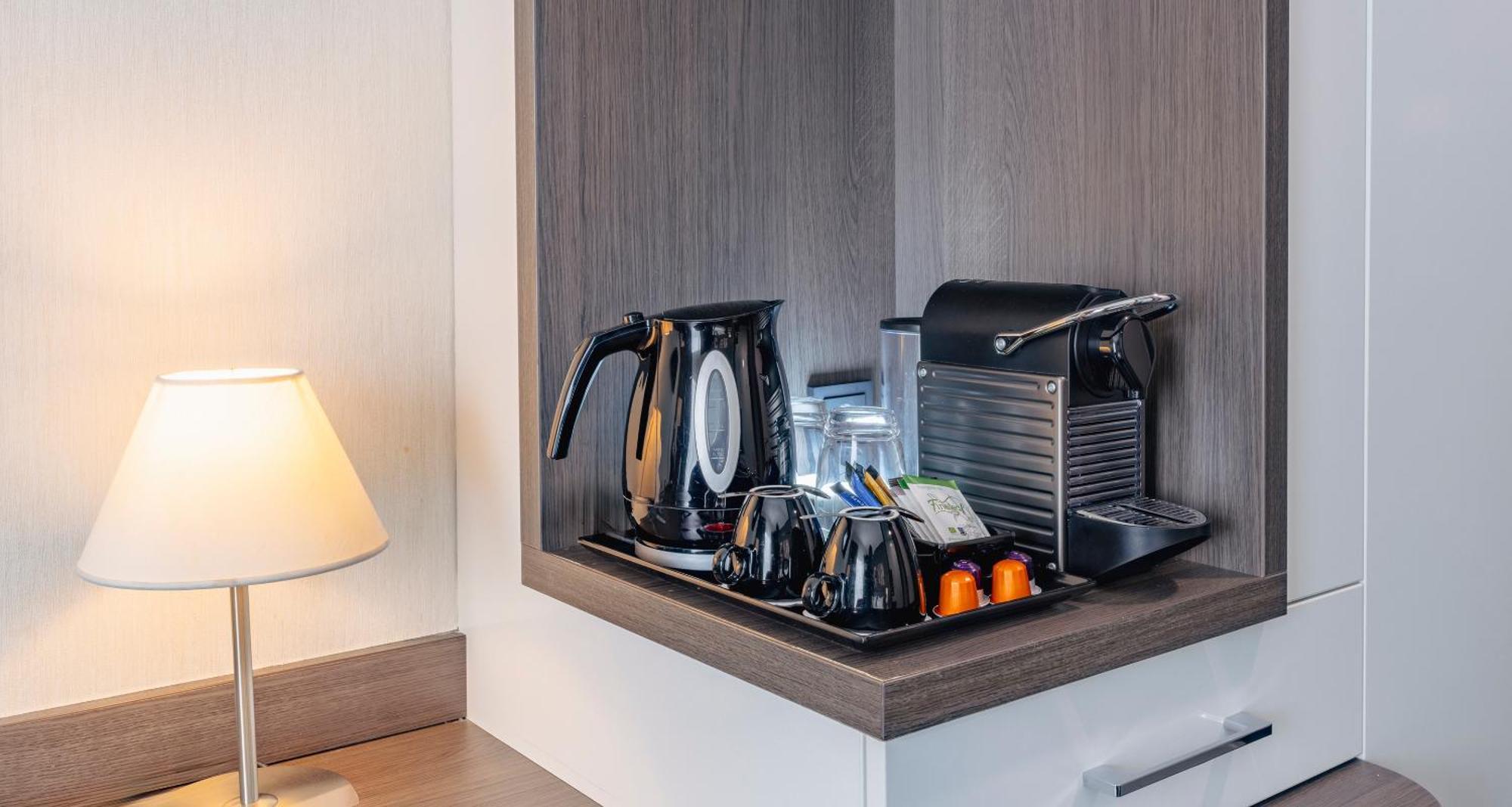 Plaza Premium Grand Winston Hotel Райсвайк Екстериор снимка
